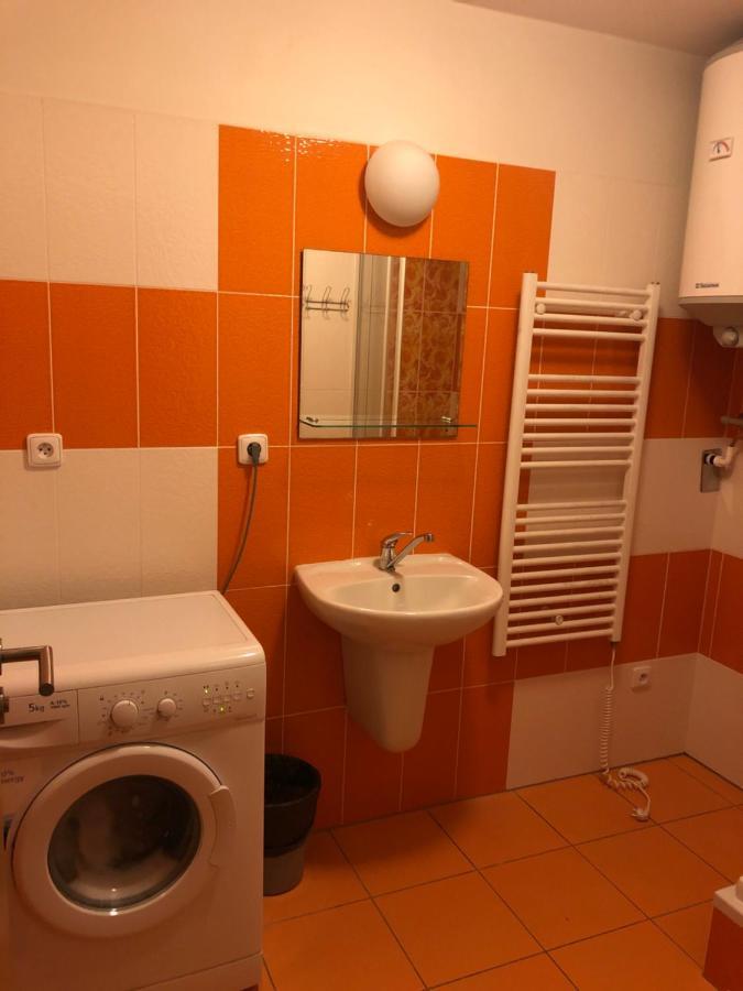 ליפנו נאד וויטאבו L&B Lake View Modern Apartment מראה חיצוני תמונה