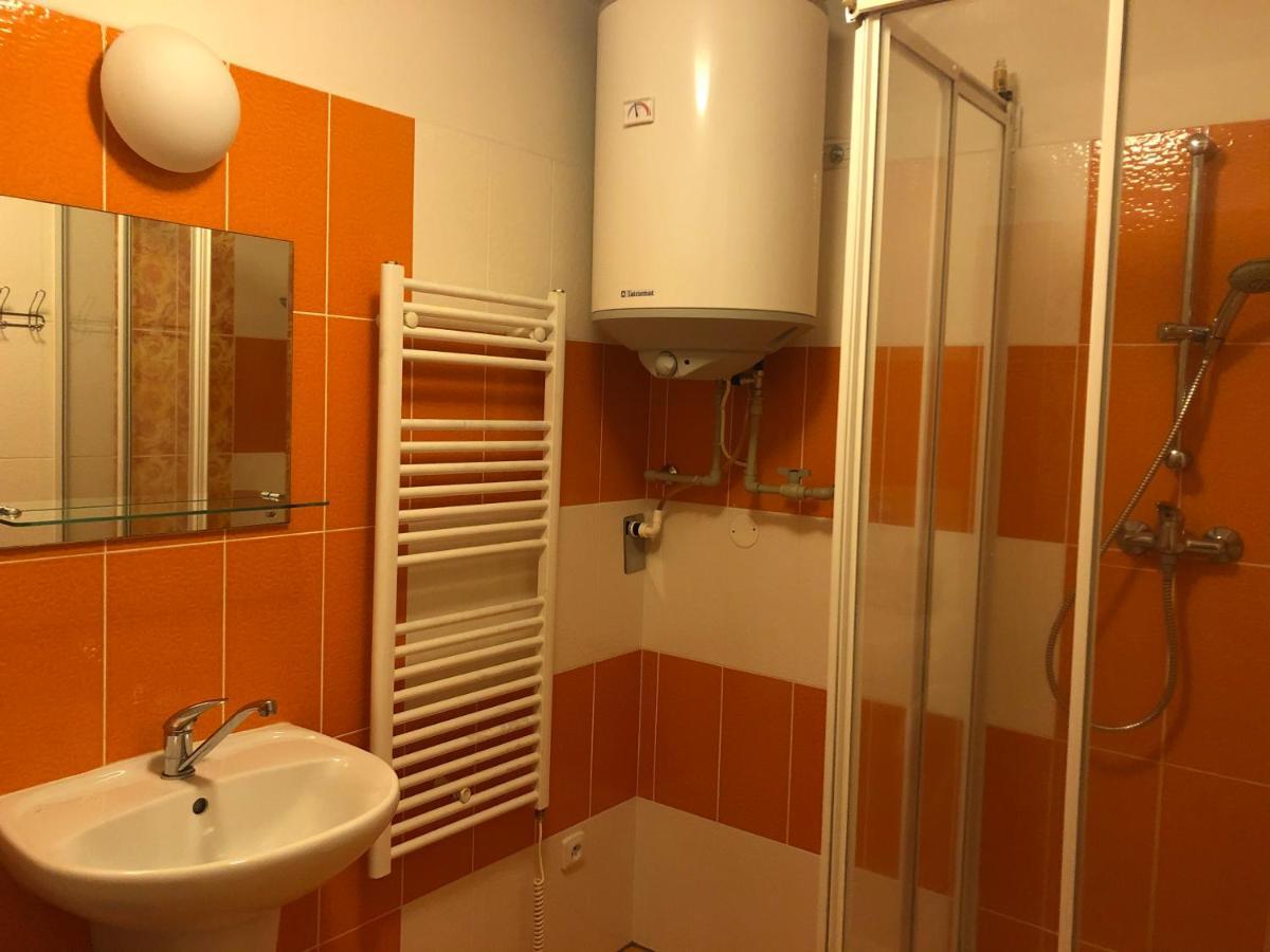ליפנו נאד וויטאבו L&B Lake View Modern Apartment מראה חיצוני תמונה
