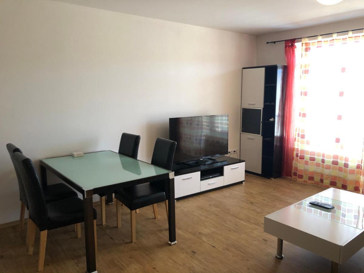 ליפנו נאד וויטאבו L&B Lake View Modern Apartment מראה חיצוני תמונה